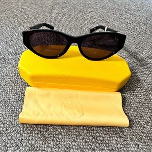 NWT Swarovski crystal-embellished cat-eye frame sunglasses